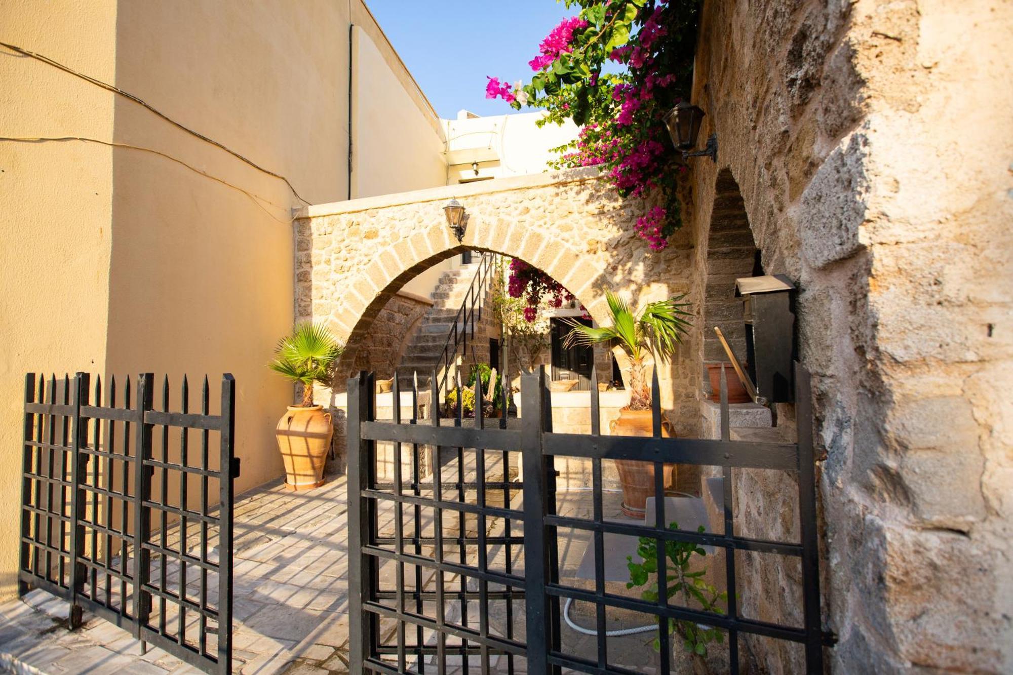 The Old Town House Apartment Rhodes City Luaran gambar